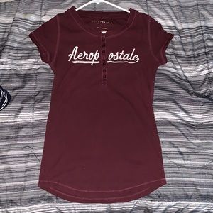 Aeropostale burgundy shirt